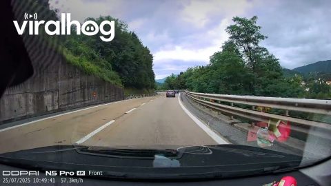Close Call on Scenic Italian Highway || ViralHog