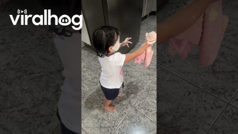 My Daughter Covered Her Face in Diaper Rash Cream || ViralHog