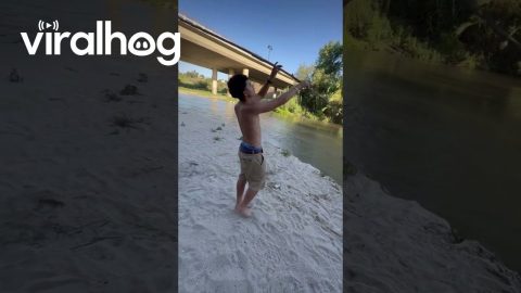 Simone Boil Pole Vaulting Fail || ViralHog