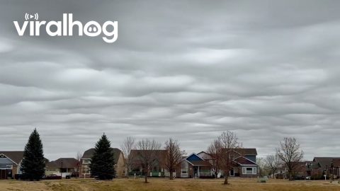 Asperitas Clouds Above Berthoud, Colorado || ViralHog