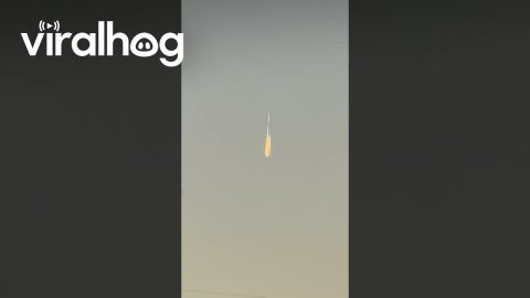 Strange Sight Over Austin During Sunset || ViralHog