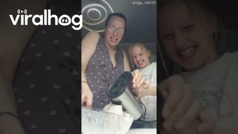Towel Gets Wrapped Up In Mixer Disaster || ViralHog