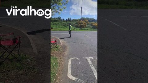 Motorcycle Road Road Racers Speed By in the North West 200 || ViralHog