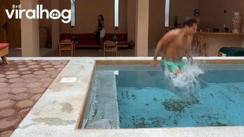 Guy Jumps From Balcony Into Pool || ViralHog