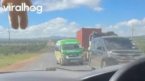 Road Rules Are Just a Suggestion in Kenya || ViralHog