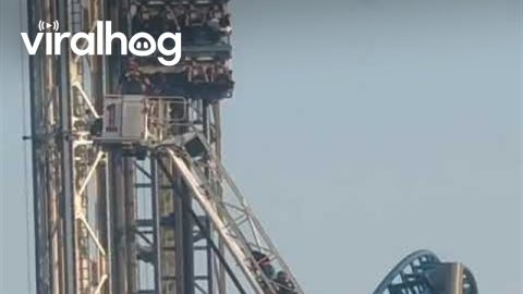 Firefighters Rescue Roller Coaster Riders at Galveston's Pleasure Pier || ViralHog