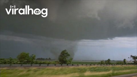 Tornado in Effingham Illinois Almost Flips Semi-Truck || ViralHog